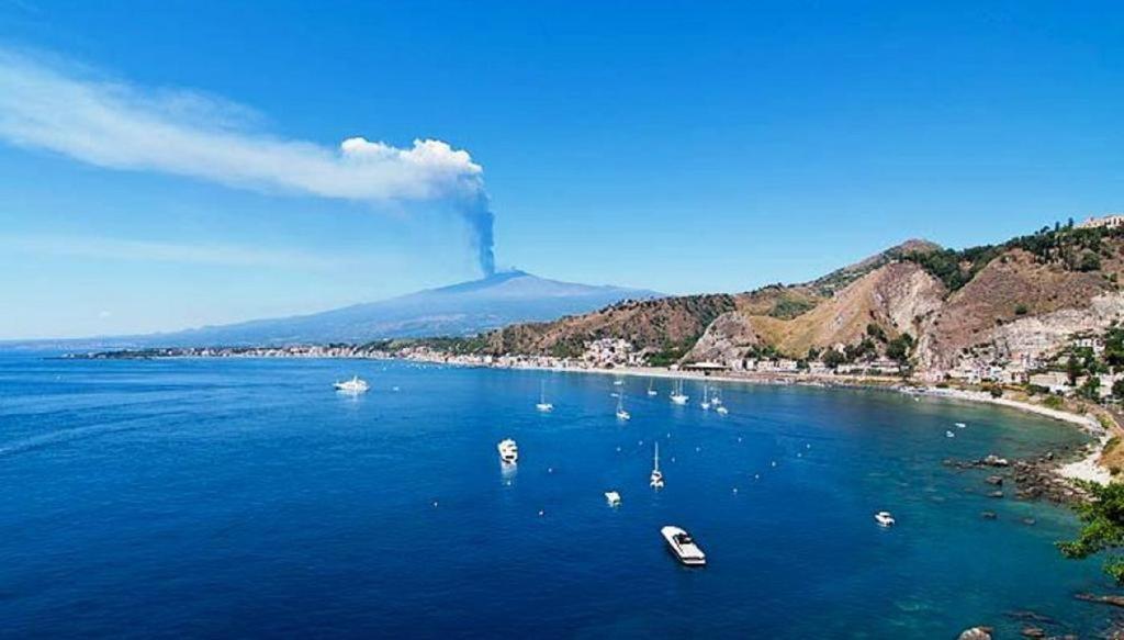 A&G Casa Vacanze Naxos-Taormina ジャルディーニ・ナクソス エクステリア 写真